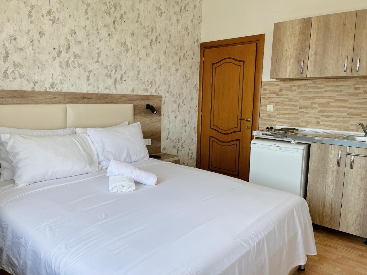 Guest House Koliqi - Hotel & Apartments Ulcinj Eksteriør billede