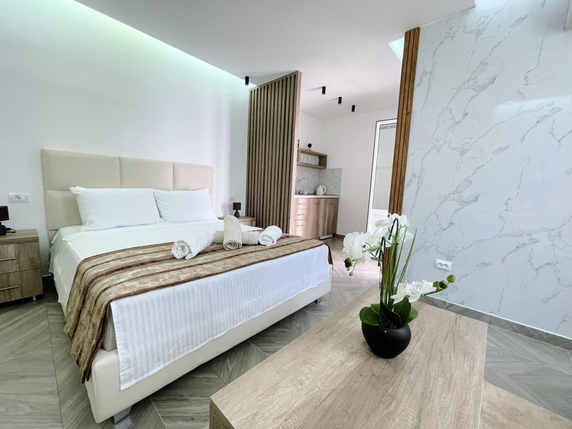 Guest House Koliqi - Hotel & Apartments Ulcinj Eksteriør billede
