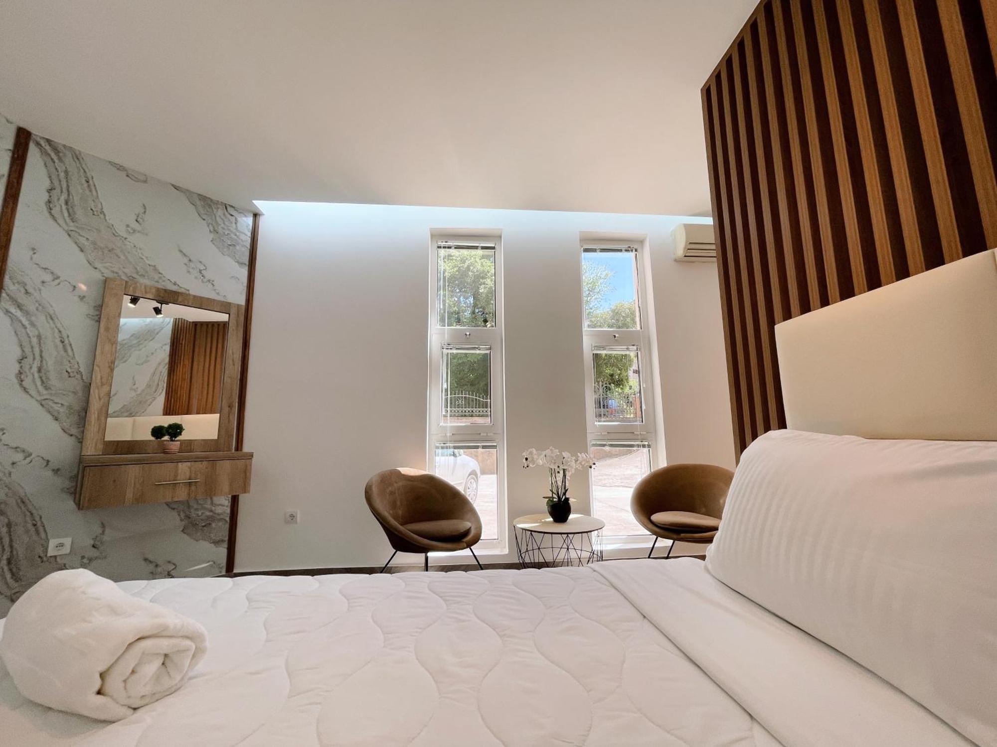 Guest House Koliqi - Hotel & Apartments Ulcinj Eksteriør billede